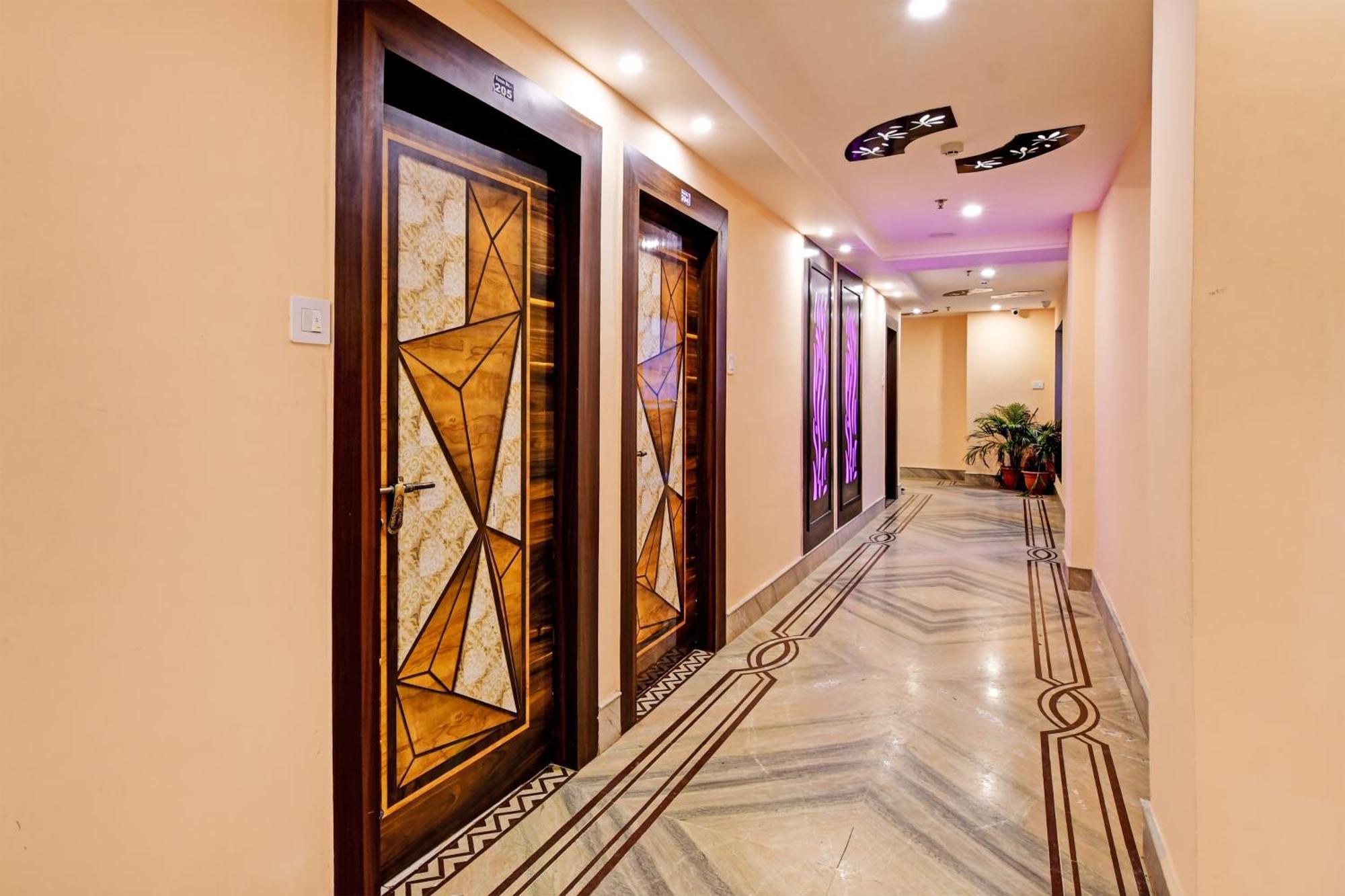 Hotel Townhouse The Grand Touch & The Royal Touch Digha  Exterior foto